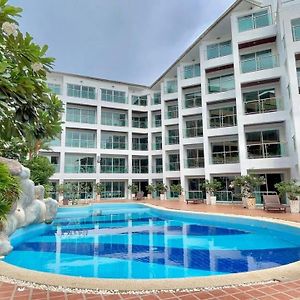 Dragon Beach Resort , Jomtien Beach Pattaya
